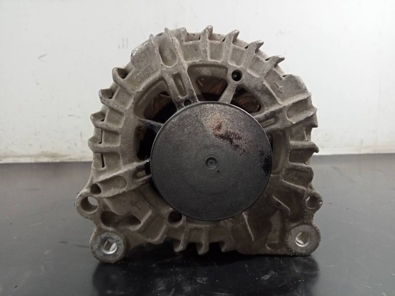 Recambio de alternador para seat leon st (5f8) style referencia OEM IAM 03L903023L TG14C043 P3-A4-2-1