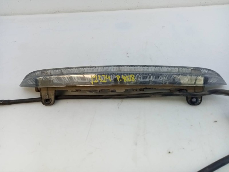 Recambio de luz central de freno para peugeot 4008 allure referencia OEM IAM   E1-A4-47-2