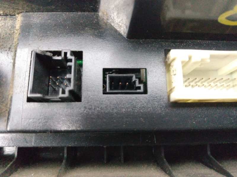 Recambio de mando climatizador para bmw x3 (e83) 2.0d referencia OEM IAM 64113417544 5HB00877709 E3-A2-24-2