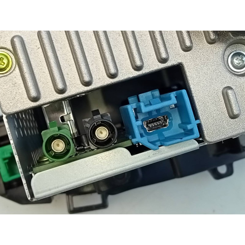 Recambio de sistema audio / radio cd para opel crossland x design line referencia OEM IAM   E3-A5-19-2