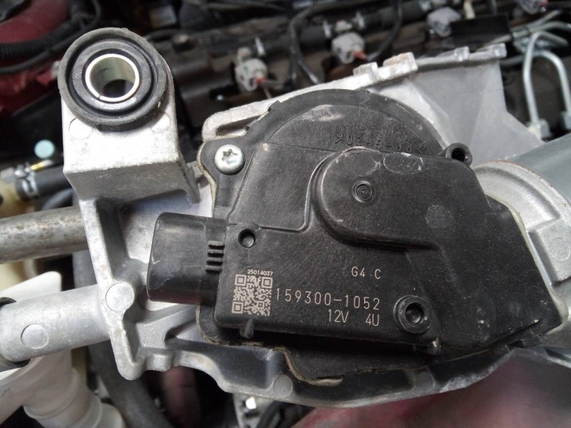 Recambio de motor limpia delantero para peugeot 4008 allure referencia OEM IAM 1593001052  