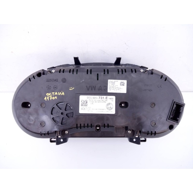 Recambio de cuadro instrumentos para skoda octavia lim. (5e3) ambition referencia OEM IAM 5E0920731E  E2-A1-15-3