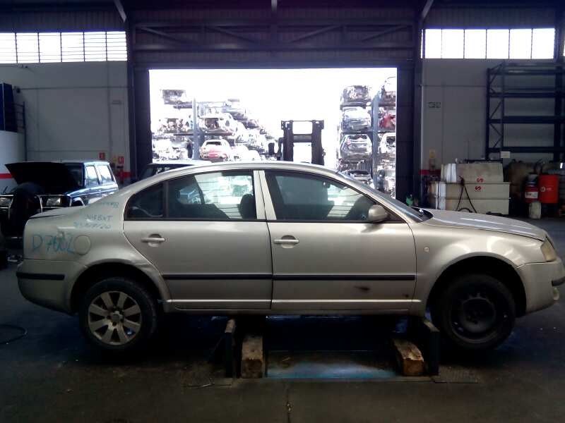 skoda superb (3u4) del año 2002