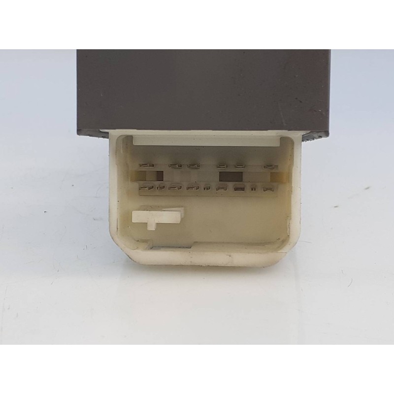 Recambio de mando elevalunas delantero izquierdo para toyota rav 4 advance referencia OEM IAM   E3.B2.7.1