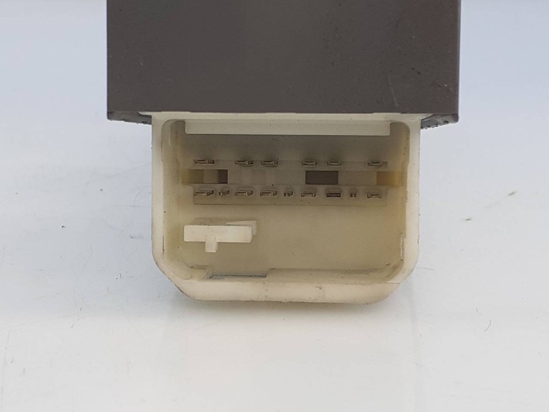 Recambio de mando elevalunas delantero izquierdo para toyota rav 4 advance referencia OEM IAM   E3.B2.7.1