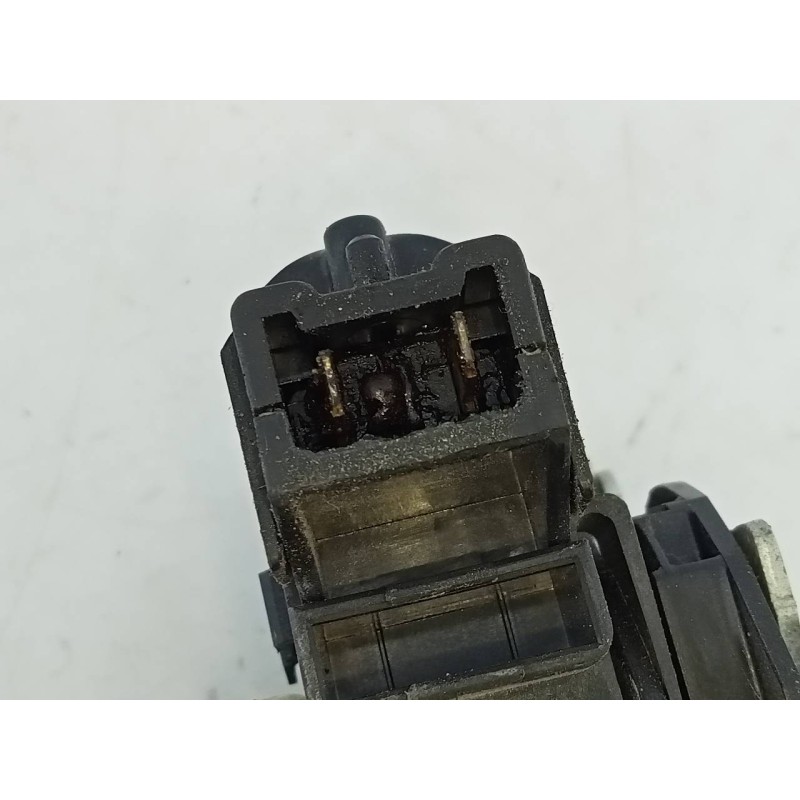 Recambio de cerradura puerta delantera derecha para dacia lodgy stepway referencia OEM IAM   E1-A1-44-2