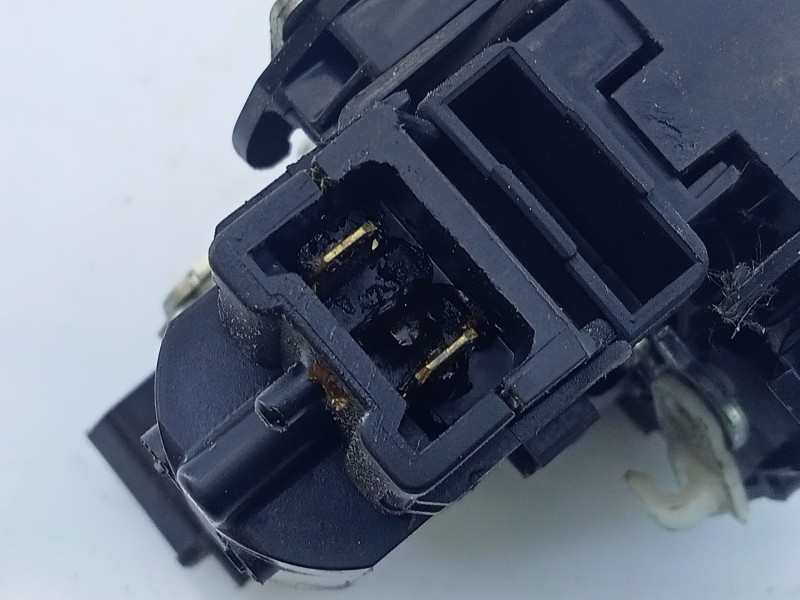 Recambio de cerradura puerta delantera derecha para dacia lodgy stepway referencia OEM IAM   E1-A1-44-1