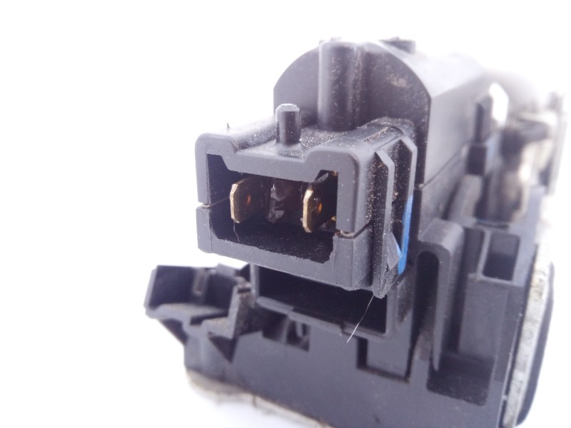 Recambio de cerradura puerta trasera derecha para dacia lodgy stepway referencia OEM IAM   E1-A1-36-1