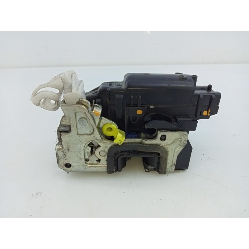 Recambio de cerradura puerta trasera izquierda para dacia lodgy stepway referencia OEM IAM   