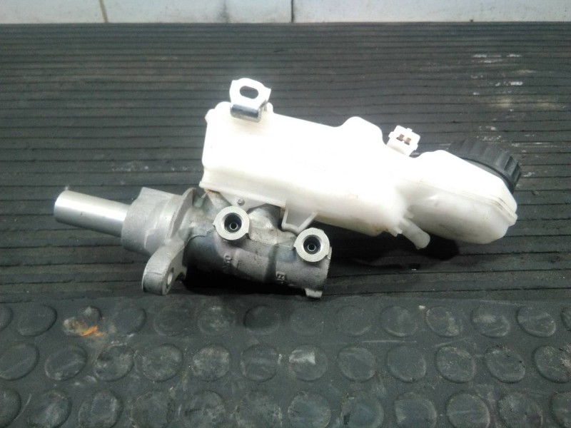 Recambio de bomba freno para toyota verso advance referencia OEM IAM 0204255239  P3-B9-13-2