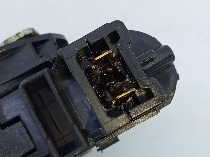 Recambio de cerradura puerta trasera izquierda para dacia lodgy stepway referencia OEM IAM   