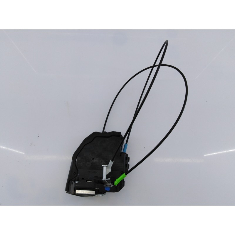 Recambio de cerradura puerta trasera derecha para toyota verso advance referencia OEM IAM A084219  E2-B4-15-1