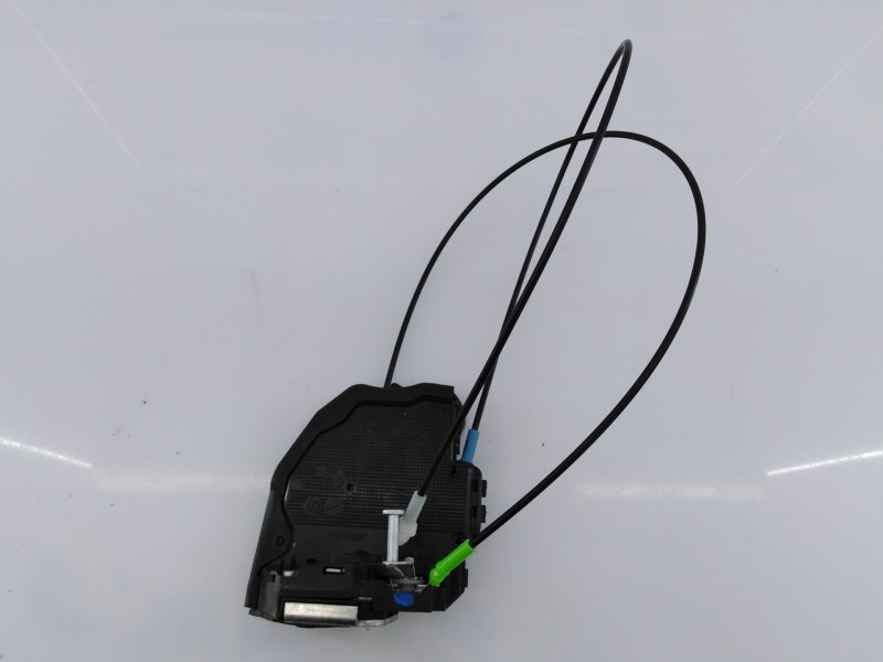 Recambio de cerradura puerta trasera derecha para toyota verso advance referencia OEM IAM A084219  E2-B4-15-1
