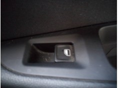 MANDO ELEVALUNAS TRASERO DERECHO 