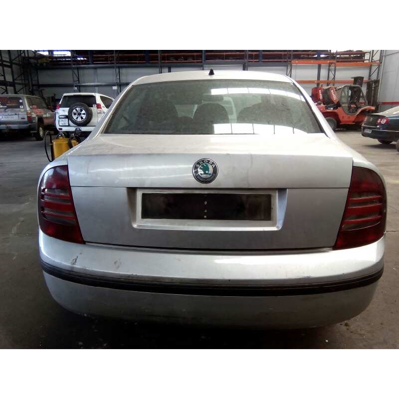 skoda superb (3u4) del año 2002