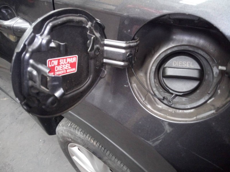 Recambio de tapa exterior combustible para toyota rav 4 advance referencia OEM IAM   