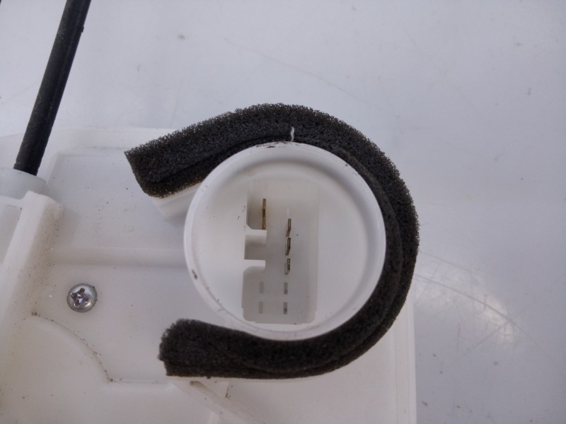 Recambio de cerradura puerta delantera derecha para peugeot 4008 allure referencia OEM IAM   E1-A4-28-1