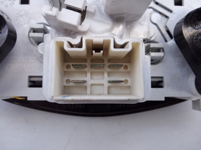 Recambio de mando calefaccion / aire acondicionado para dacia lodgy stepway referencia OEM IAM 5P3743000 18190686500 E2-A1-40-3