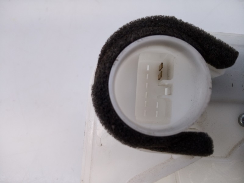 Recambio de cerradura puerta trasera izquierda para peugeot 4008 allure referencia OEM IAM   E1-A4-28-1