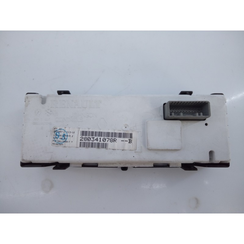 Recambio de pantalla multifuncion para renault kangoo expression referencia OEM IAM 280341078R  E2-A1-38-1