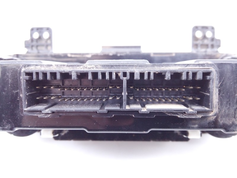 Recambio de mando climatizador para kia sportage drive 4x2 referencia OEM IAM 972503U800 D2AK0022 E3-A3-36-2