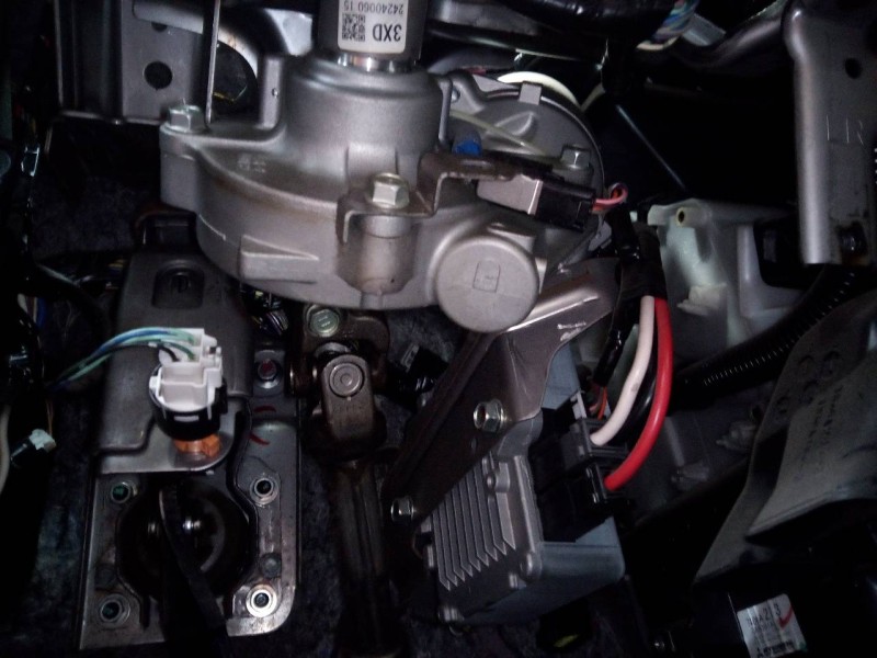 Recambio de columna direccion para peugeot 4008 allure referencia OEM IAM 2424006015  