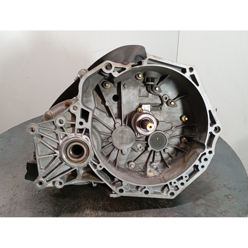 Recambio de caja cambios para opel vectra c berlina comfort referencia OEM IAM F23  M1-A3-135