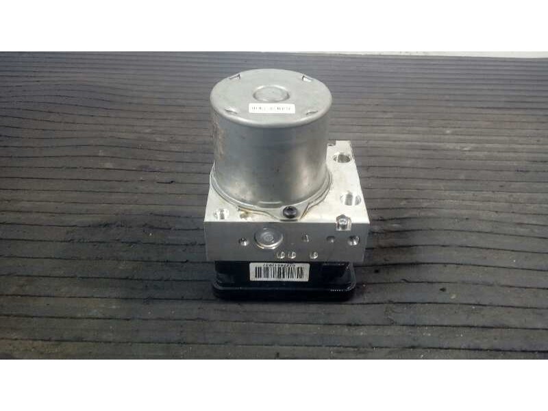 Recambio de abs para hyundai tucson essence bluedrive 2wd referencia OEM IAM 58920D7110 A1000720AAA P3-A8-29-4