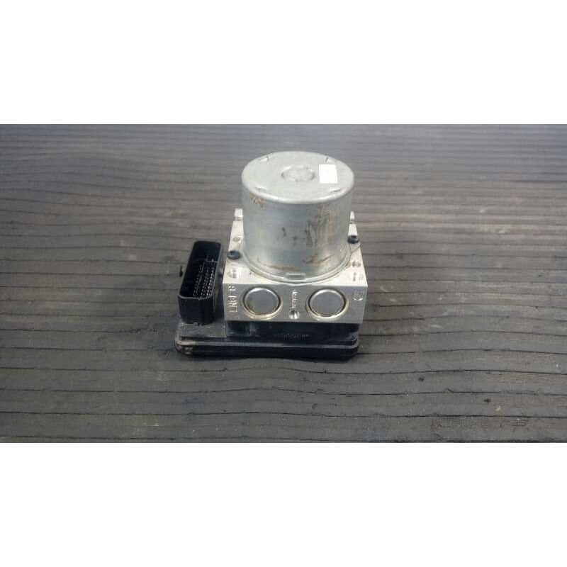 Recambio de abs para hyundai tucson essence bluedrive 2wd referencia OEM IAM 58920D7110 A1000720AAA P3-A8-29-4
