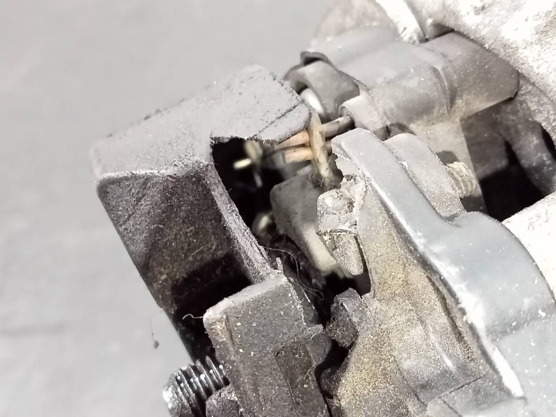 Recambio de alternador para audi a3 (8p) 2.0 tdi ambiente referencia OEM IAM 06F903023F 0124525066 P3-A4-3-1