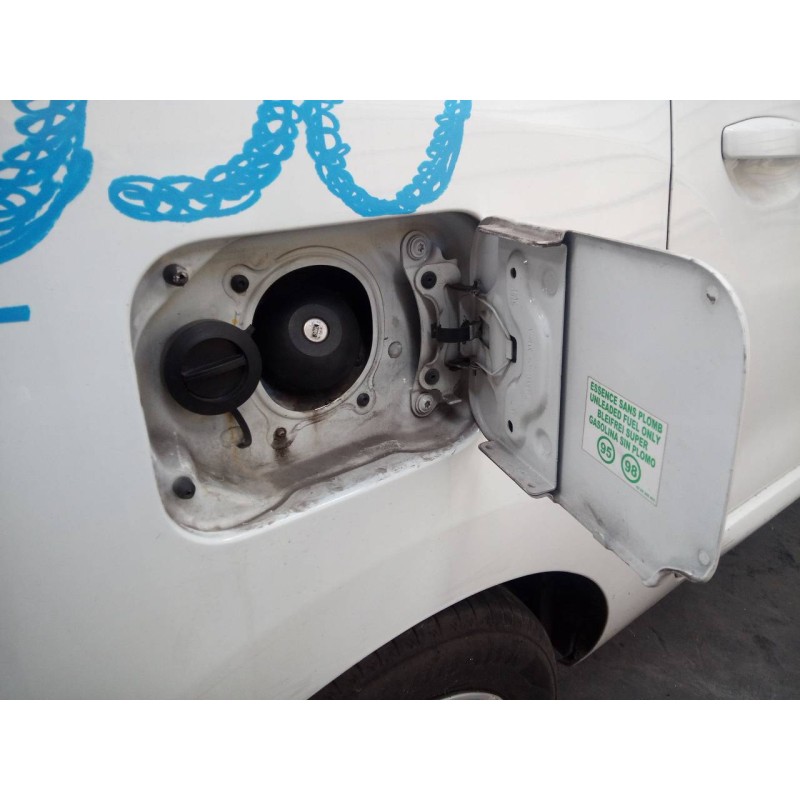 Recambio de tapa exterior combustible para dacia lodgy stepway referencia OEM IAM   