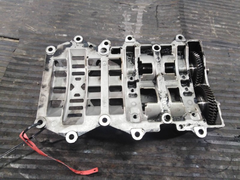 Recambio de bomba aceite para chrysler jeep cherokee referencia OEM IAM 9004720  P1-B3-30