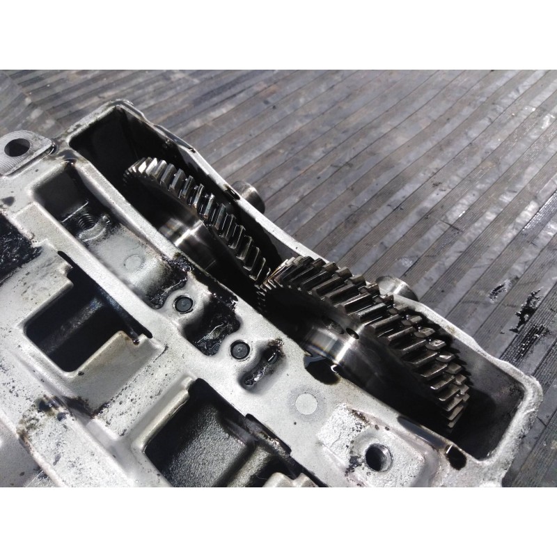 Recambio de bomba aceite para chrysler jeep cherokee referencia OEM IAM 9004720  P1-B3-30