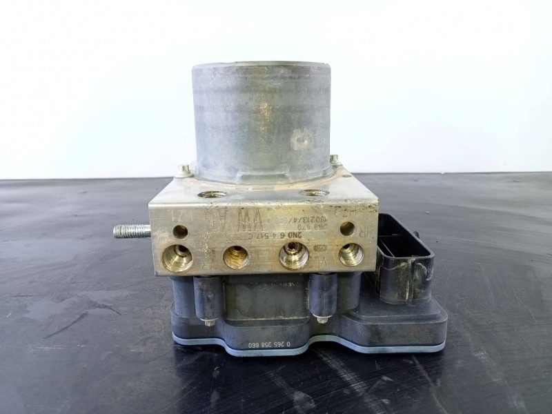 Recambio de abs para volkswagen crafter kasten (sy) kasten 30 mittlerer radstand mit hochdach fwd referencia OEM IAM 2N0614517C 