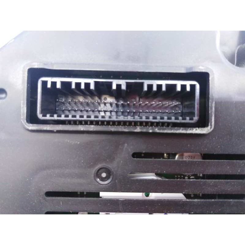 Recambio de cuadro instrumentos para hyundai tucson essence bluedrive 2wd referencia OEM IAM 94003D7EF0  E3-A3-35-3