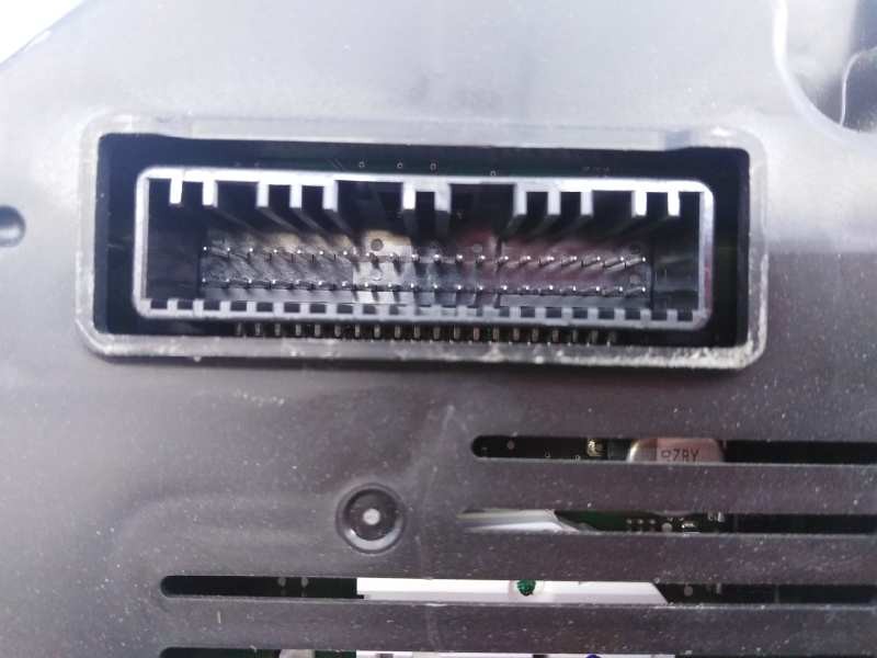 Recambio de cuadro instrumentos para hyundai tucson essence bluedrive 2wd referencia OEM IAM 94003D7EF0  E3-A3-35-3