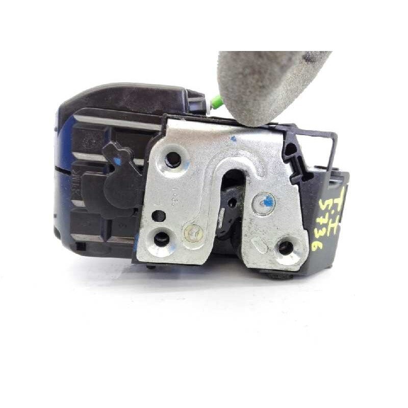 Recambio de cerradura puerta trasera izquierda para nissan qashqai (j10) acenta referencia OEM IAM V32LRLC  E2-A4-50-1