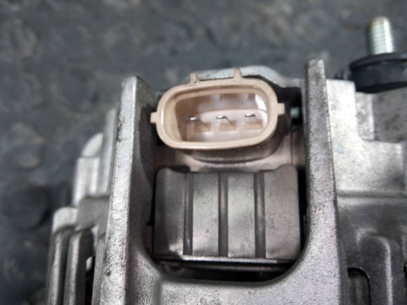 Recambio de alternador para infiniti fx fx30d s referencia OEM IAM 231001BN1A  P3-A5-4-3