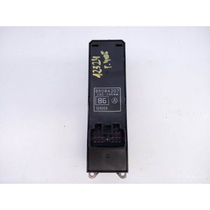Recambio de mando elevalunas delantero izquierdo para peugeot 4008 allure referencia OEM IAM 8608A207 C8DD654M E3-B2-26-3