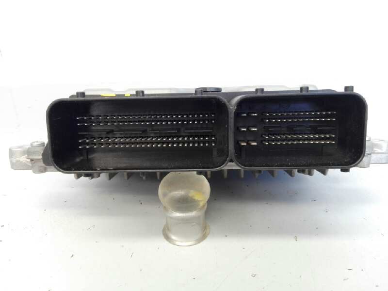 Recambio de centralita motor uce para mercedes-benz clase b (w245) 180 cdi (245.207) referencia OEM IAM A6401501691 0281013965 E