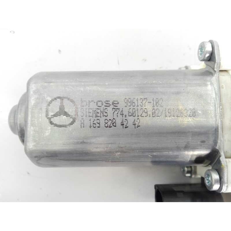 Recambio de motor elevalunas delantero derecho para mercedes-benz clase b (w245) 180 cdi (245.207) referencia OEM IAM A169820424