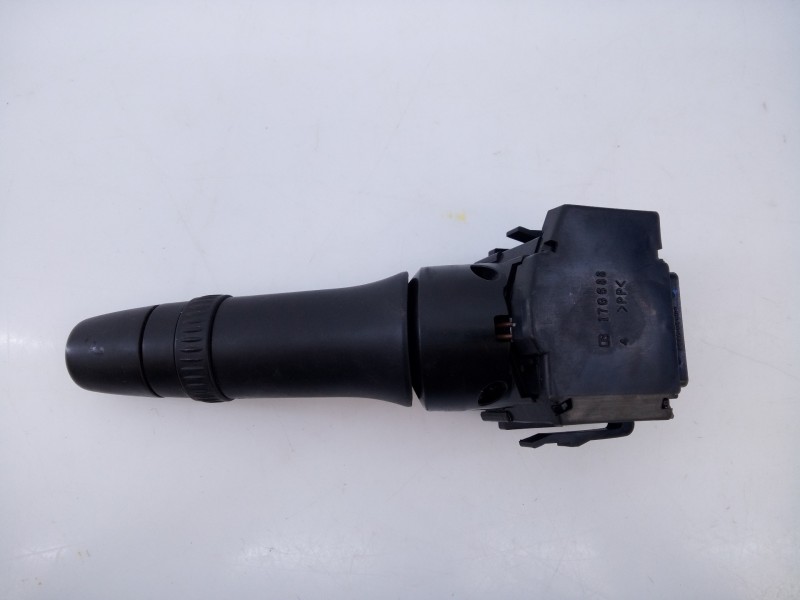 Recambio de mando limpia para peugeot 4008 allure referencia OEM IAM   E3-B2-39-3