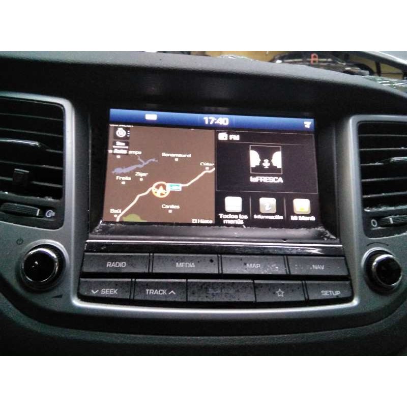 Recambio de sistema navegacion gps para hyundai tucson essence bluedrive 2wd referencia OEM IAM 96560D71004X  E3-A3-44-4