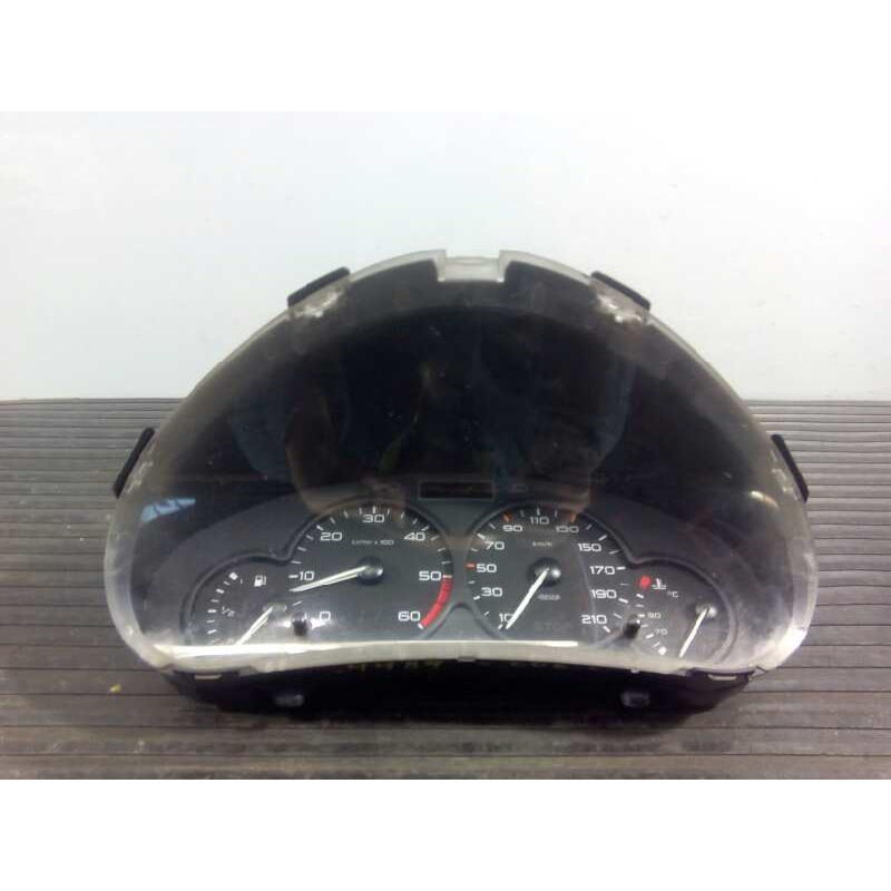 Recambio de cuadro instrumentos para peugeot 206 berlina look referencia OEM IAM 5550003000 5550003001 