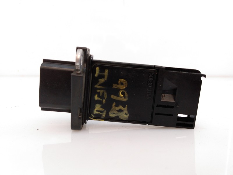 Recambio de caudalimetro para infiniti fx fx30d s referencia OEM IAM 226807S000  E3-B4-55-3