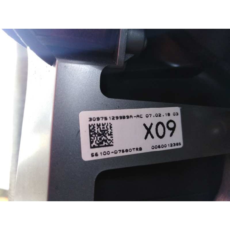 Recambio de volante para hyundai tucson essence bluedrive 2wd referencia OEM IAM 309751299B9A  E2-B5-18-2