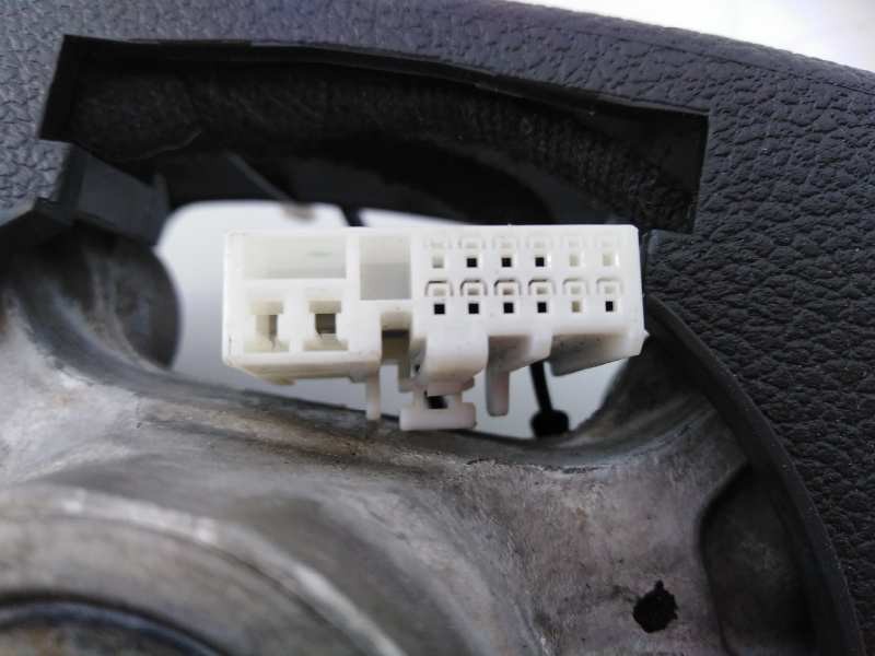 Recambio de volante para hyundai tucson essence bluedrive 2wd referencia OEM IAM 309751299B9A  E2-B5-18-2