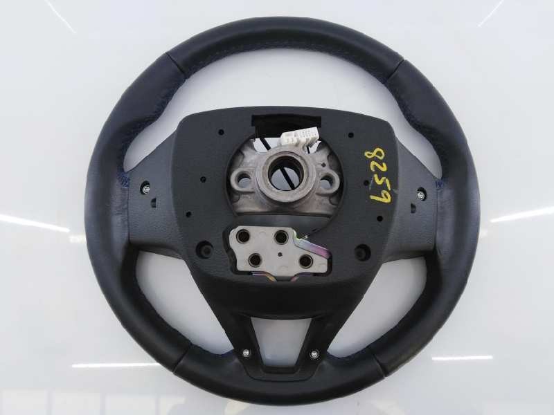 Recambio de volante para hyundai tucson essence bluedrive 2wd referencia OEM IAM 309751299B9A  E2-B5-18-2