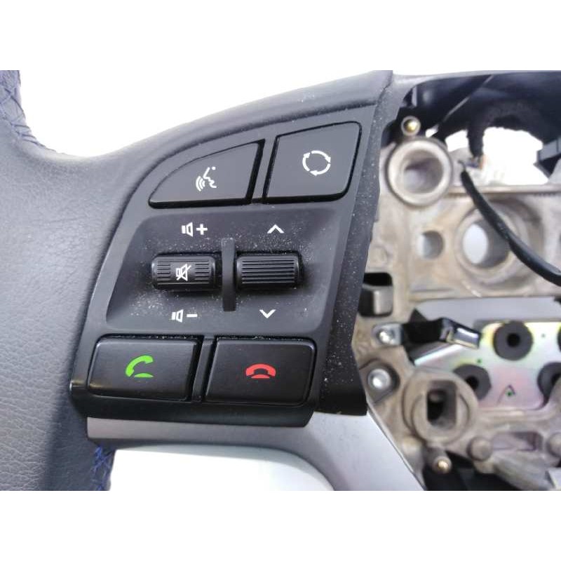 Recambio de volante para hyundai tucson essence bluedrive 2wd referencia OEM IAM 309751299B9A  E2-B5-18-2