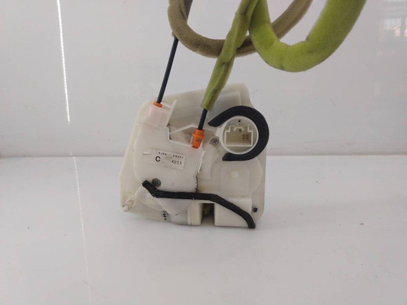 Recambio de cerradura puerta trasera derecha para mazda cx-5 style 2wd referencia OEM IAM   E2-A2-15-1
